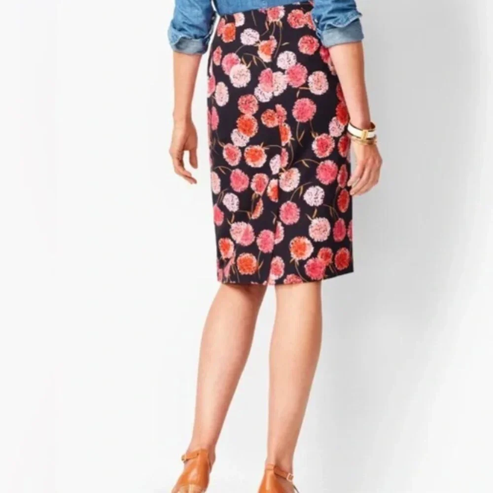 Talbots Black and Pink Floral Pencil Skirt Size: 2 Petite‎ NEW